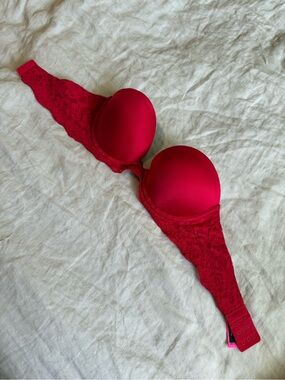 La SENZA Red Lace Push-Up strapless Bra